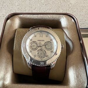 Really Cool Vintage Stainless Steel Fossil Watch - Looks New.